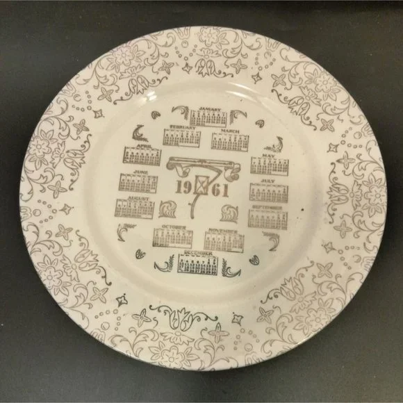 Vintage | Accents | 961 Calendar Plate Cream Gold Metallic Floral Pattern  Vintage 1 In | Poshmark